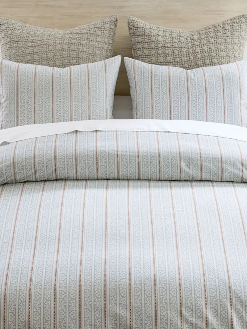 pottery barn dot medallion reversible duvet cover - sea glass, full/queen NWT